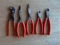 HANDTOOL1